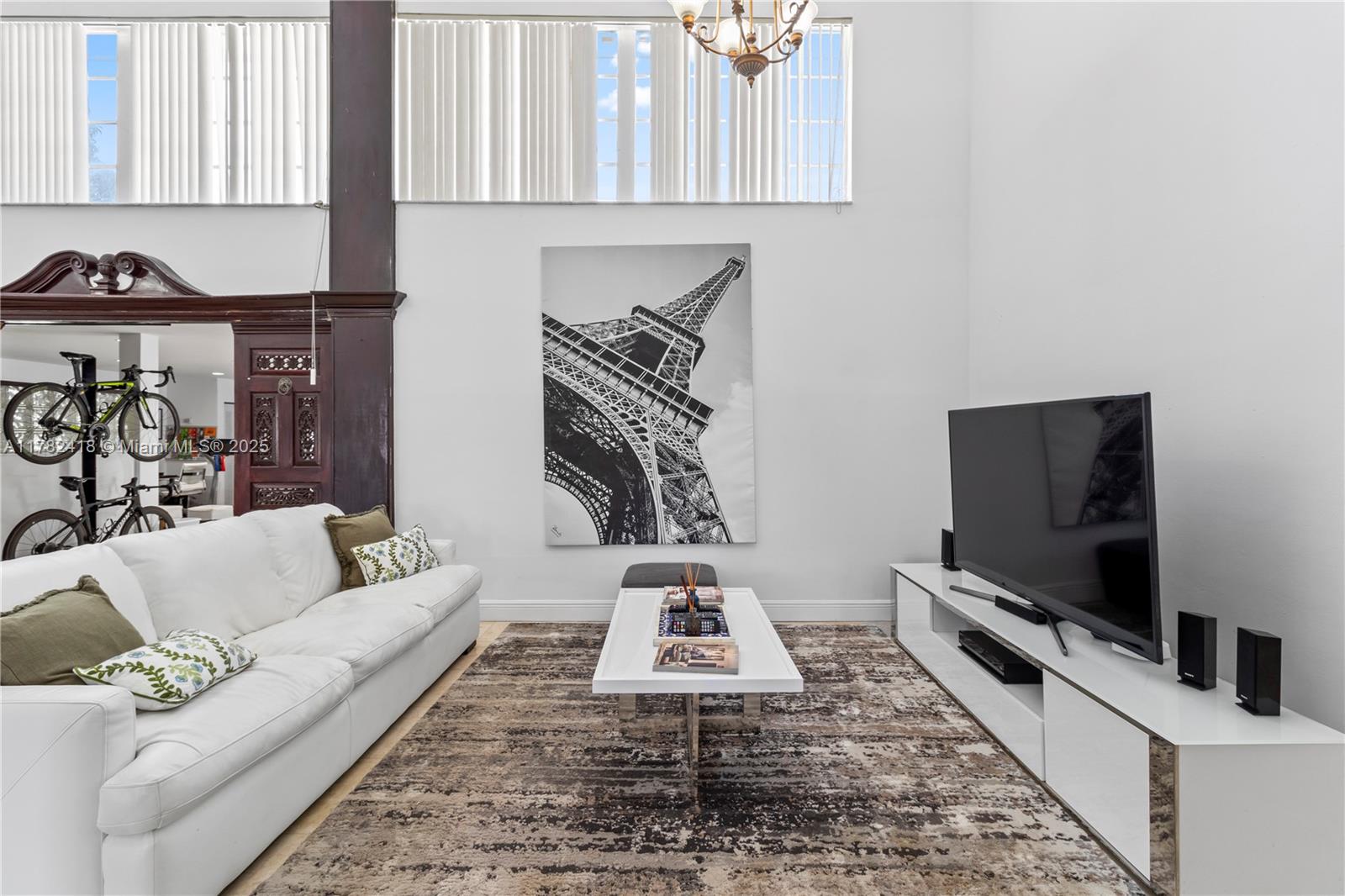 8350 SW 98th Th St Miami, FL 33156