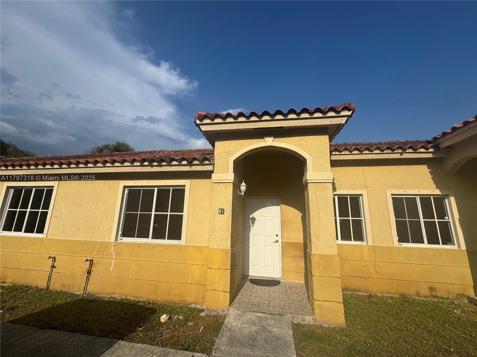 91 NE 13th Ave #17