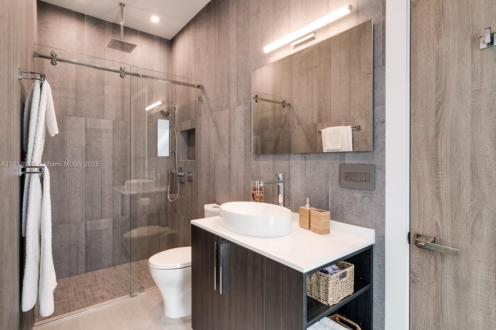 4094 Park Ave Coconut Grove, FL 33133