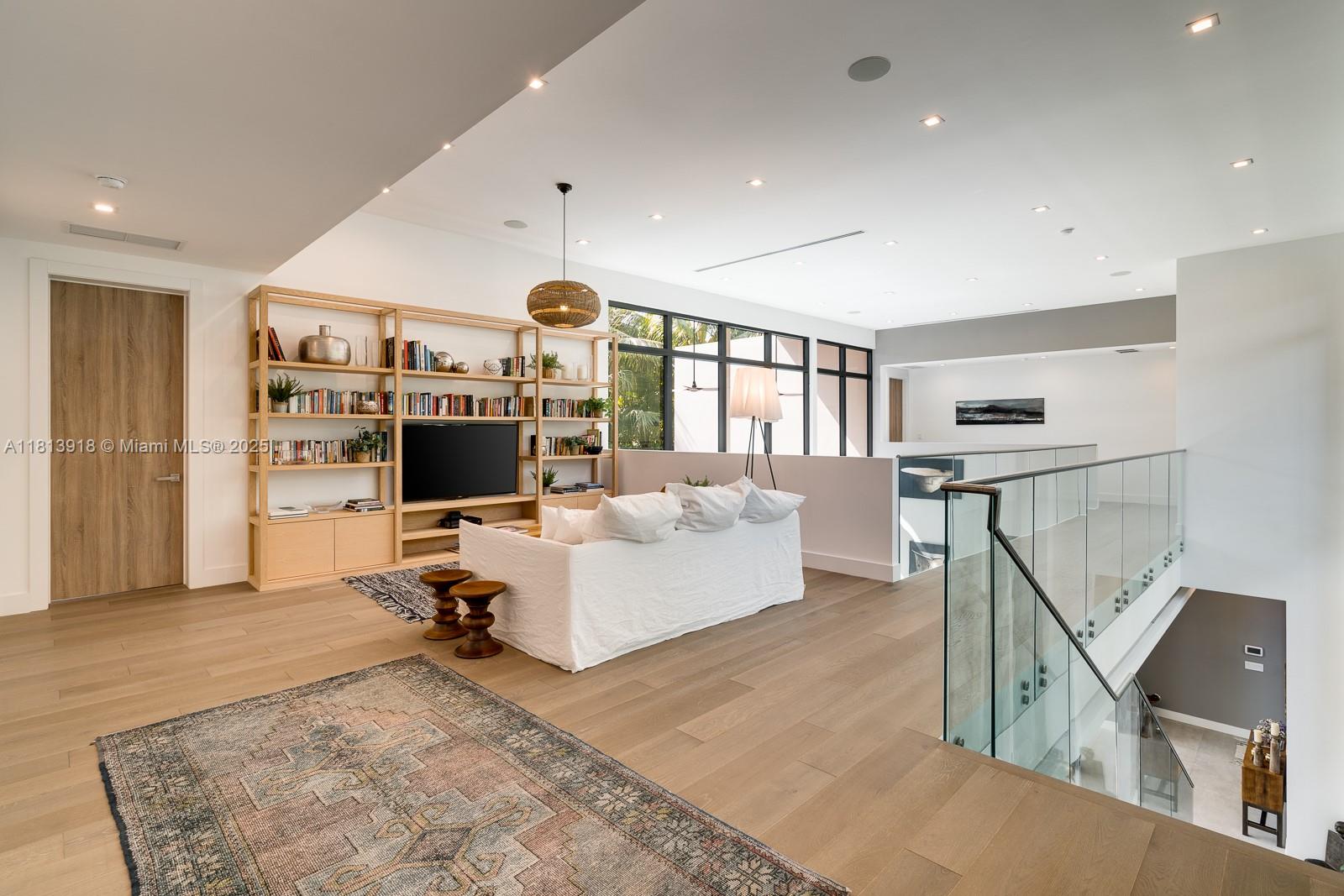 4094 Park Ave Coconut Grove, FL 33133