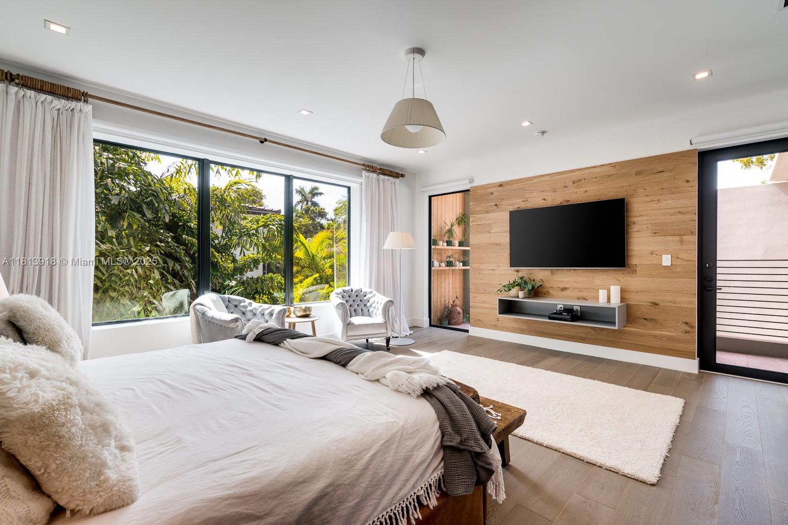 4094 Park Ave Coconut Grove, FL 33133