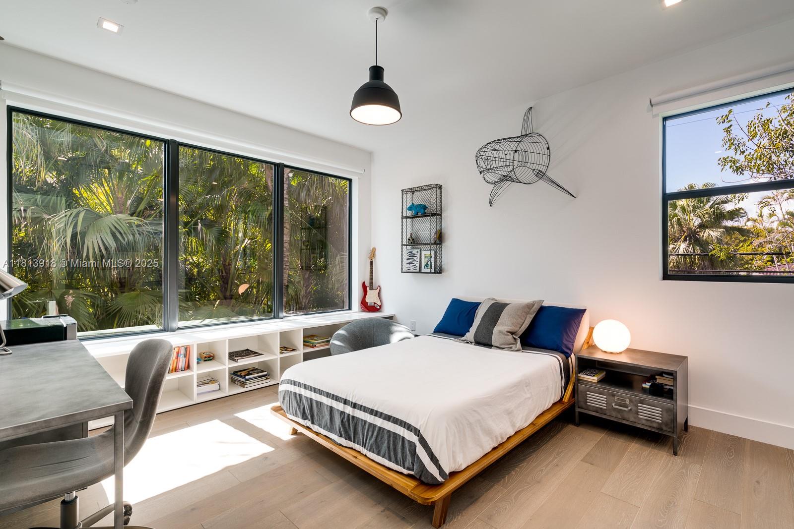 4094 Park Ave Coconut Grove, FL 33133