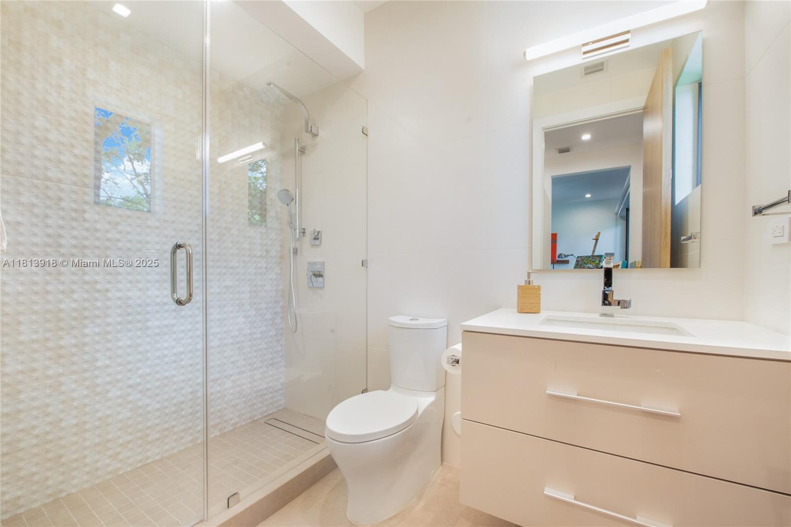 4094 Park Ave Coconut Grove, FL 33133