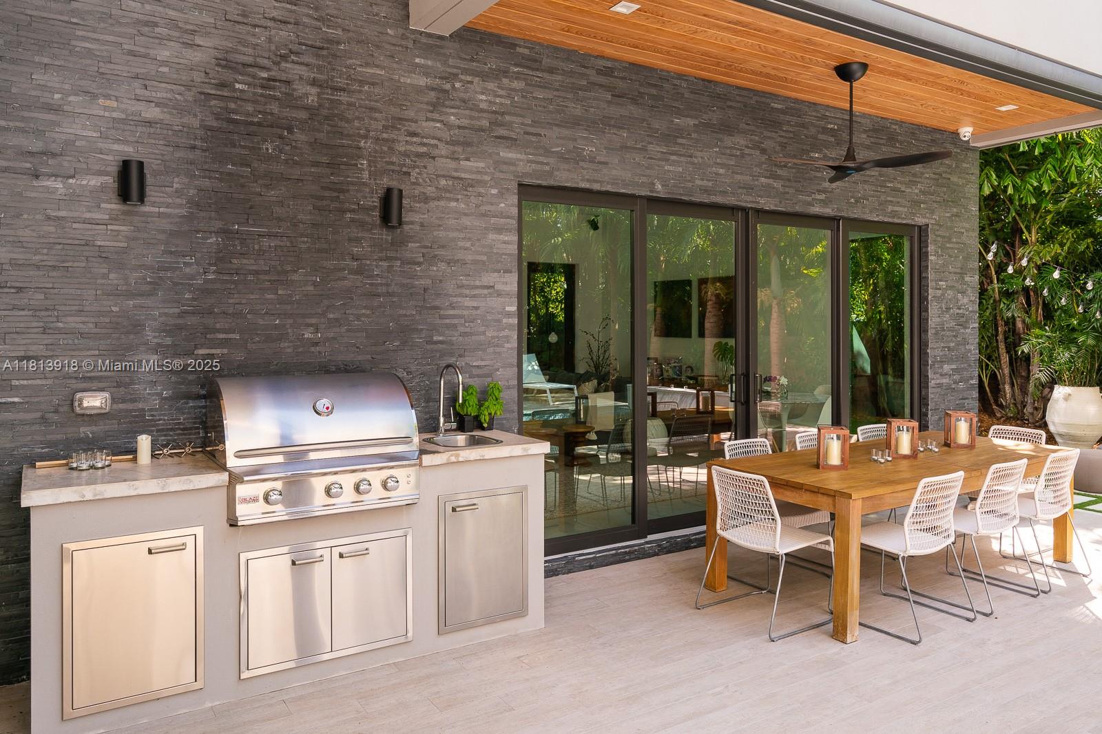 4094 Park Ave Coconut Grove, FL 33133