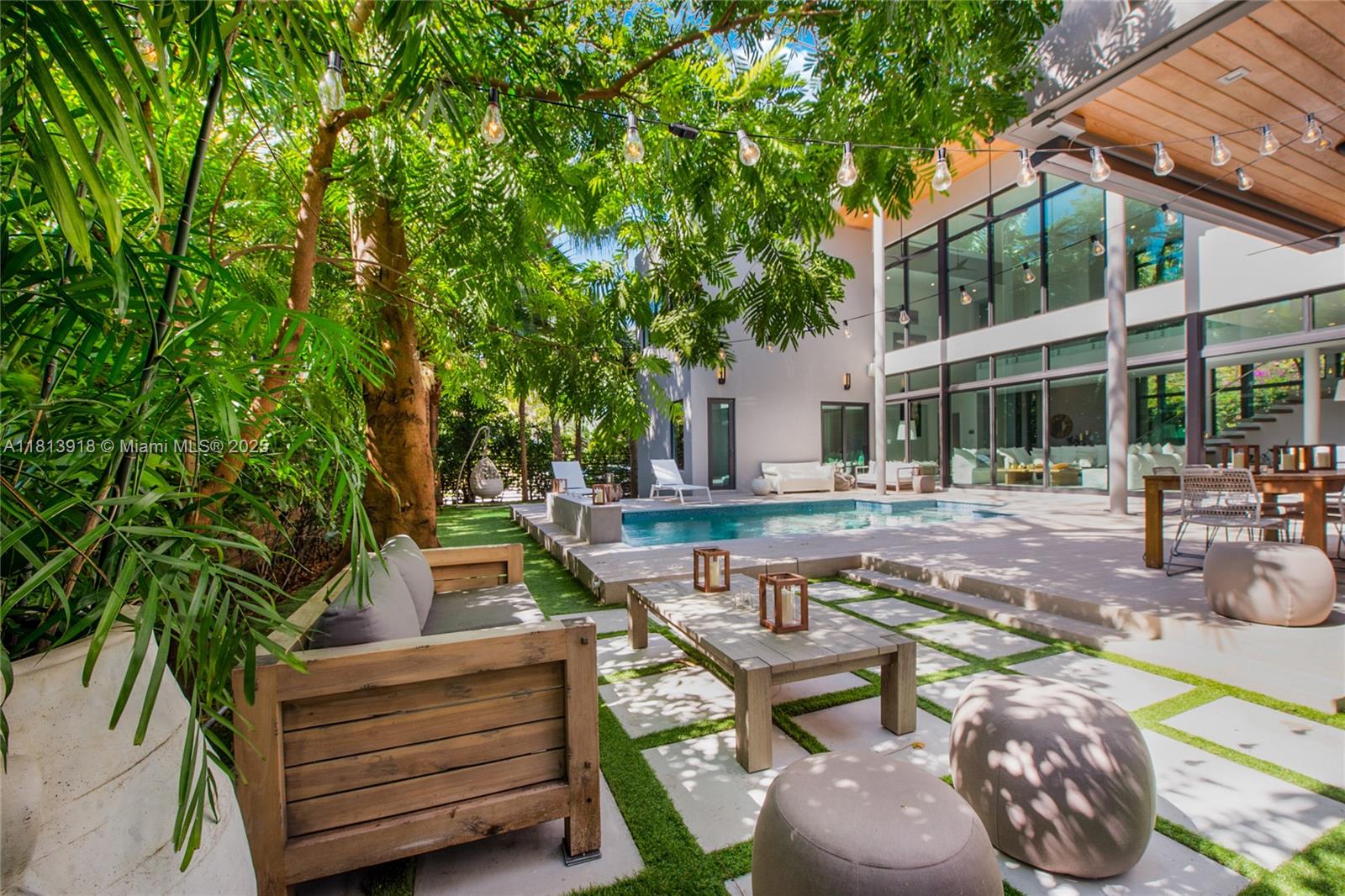 4094 Park Ave Coconut Grove, FL 33133