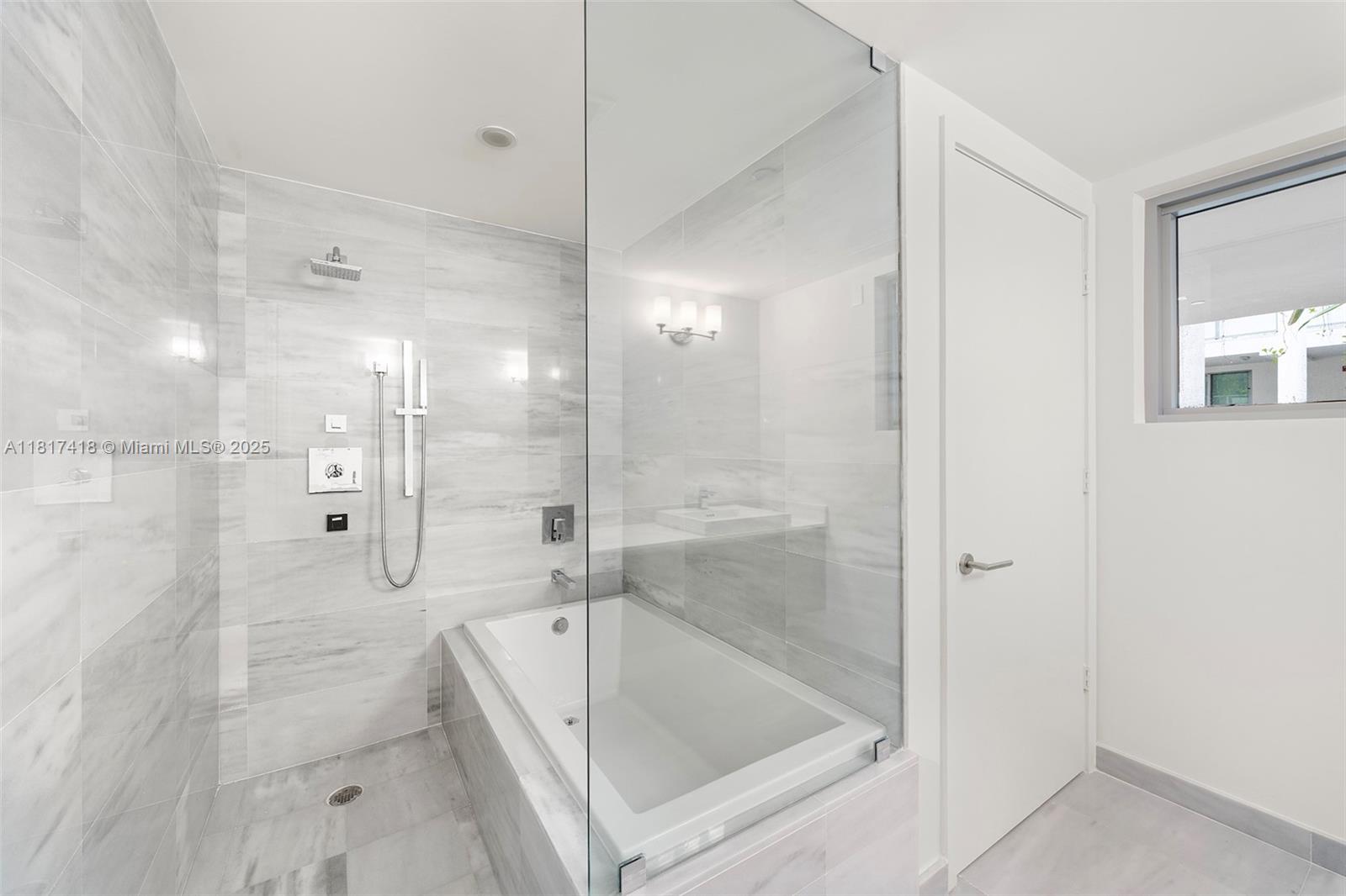 image Palau Sunset Harbour14