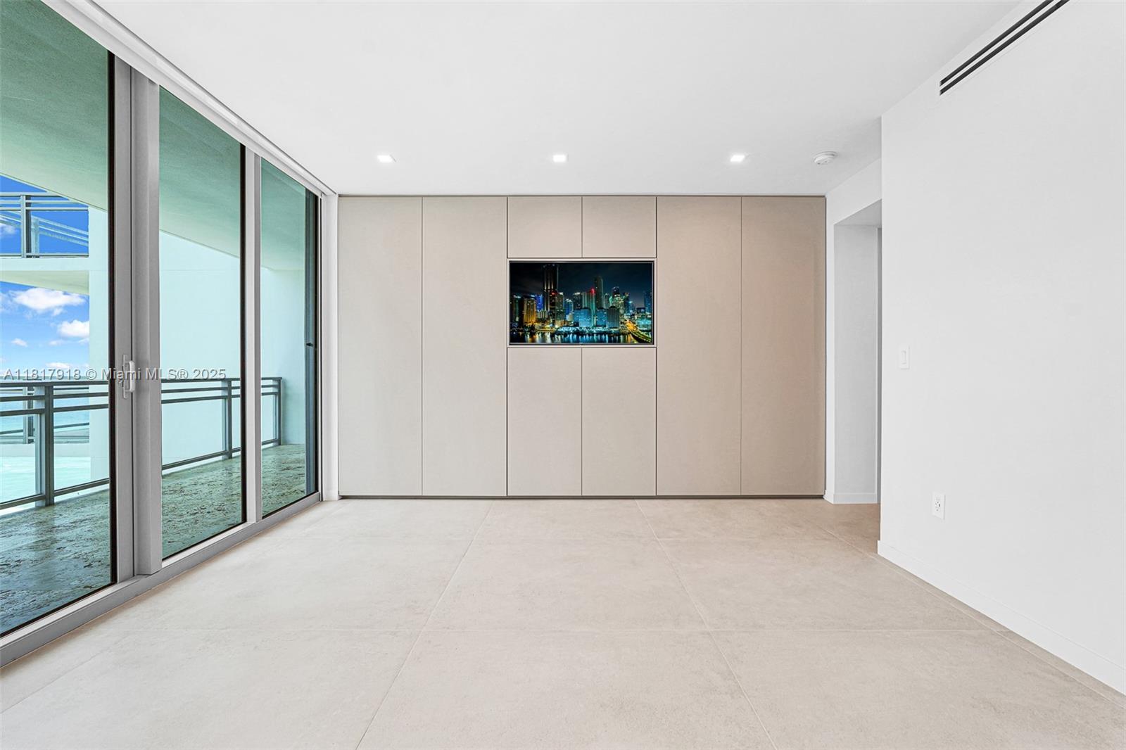 3535 S Ocean Dr #1003 Hollywood, FL 33019