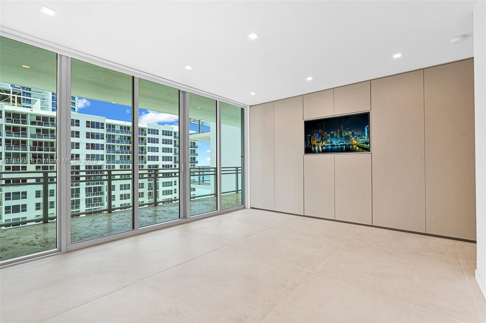 3535 S Ocean Dr #1003 Hollywood, FL 33019