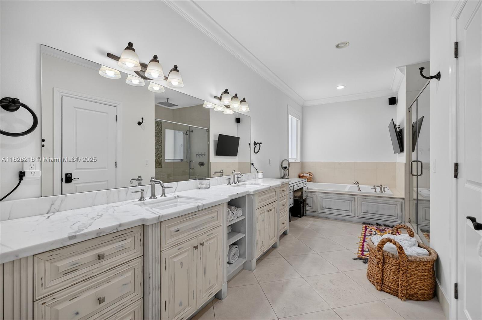 1404 SE 9th St Fort Lauderdale, FL 33316