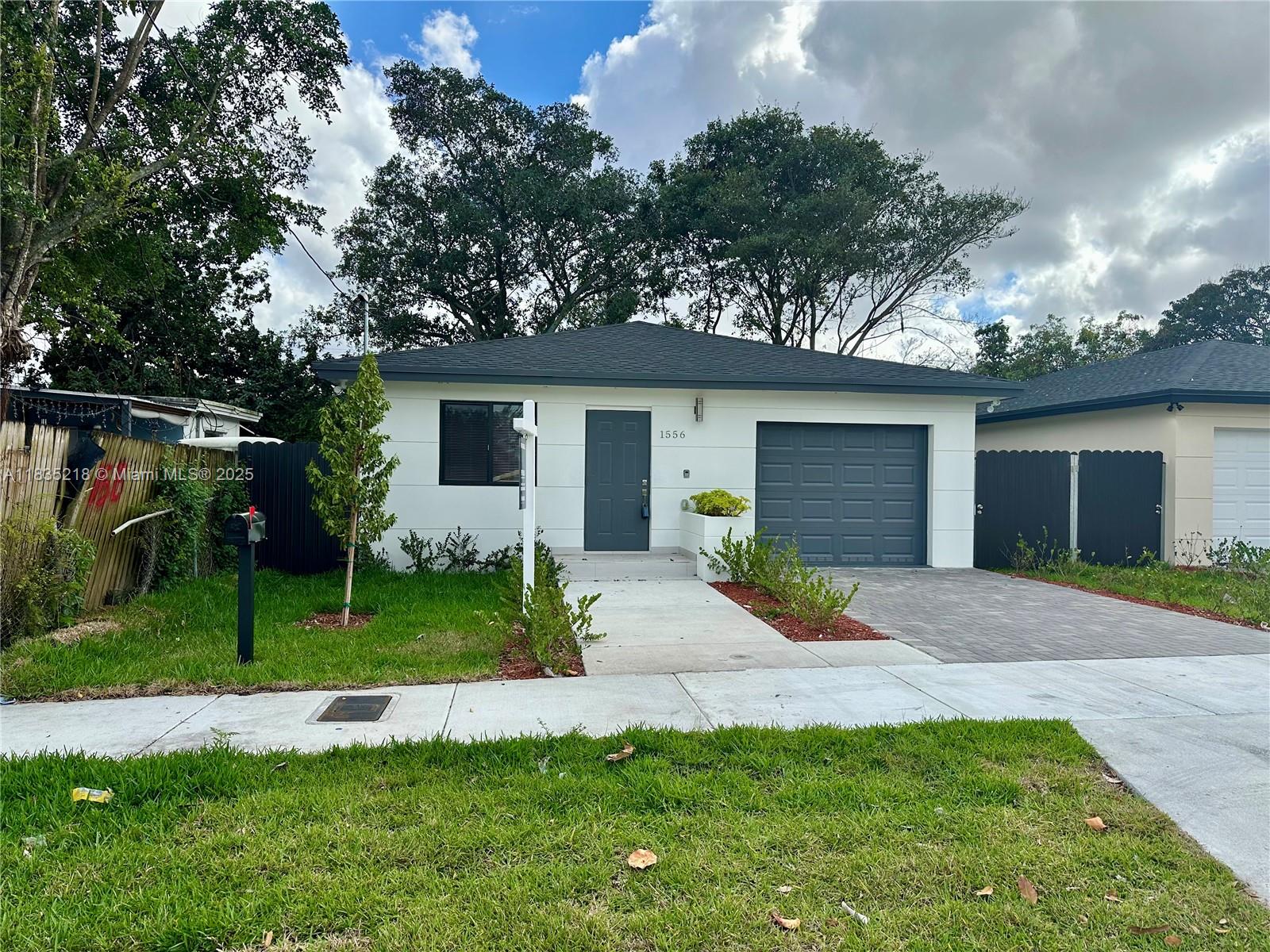 1556 NW 68th Ter