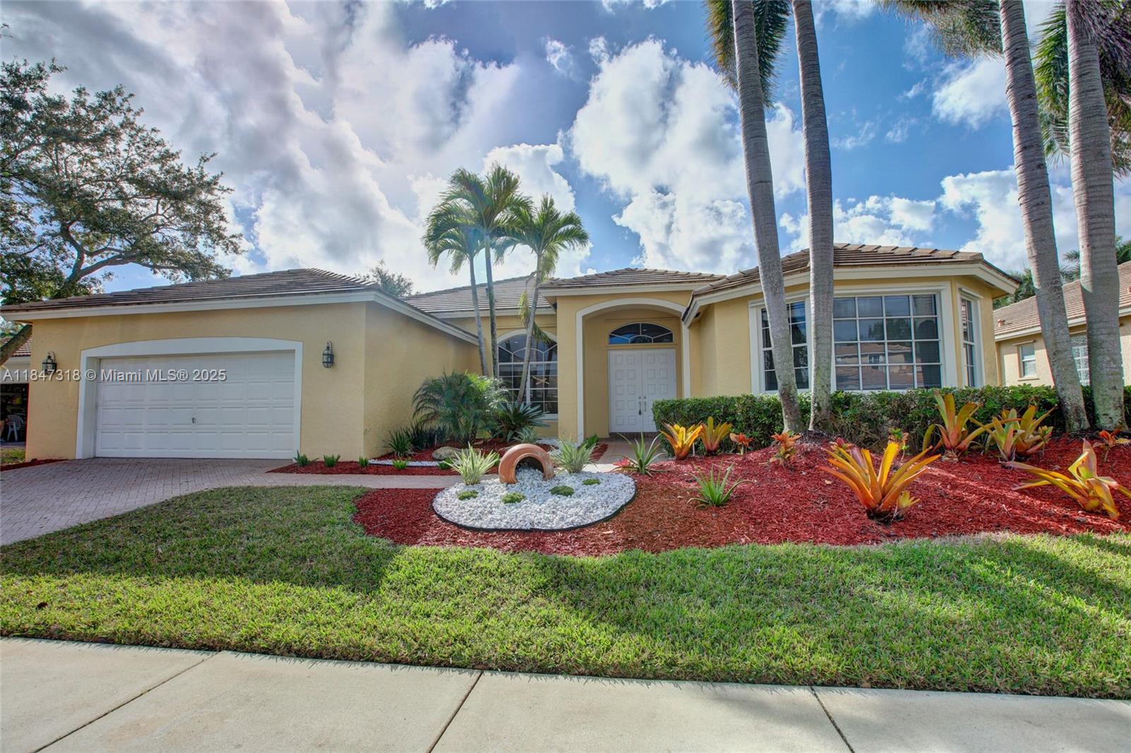 2536 Eagle Run Ct Weston, FL 33327