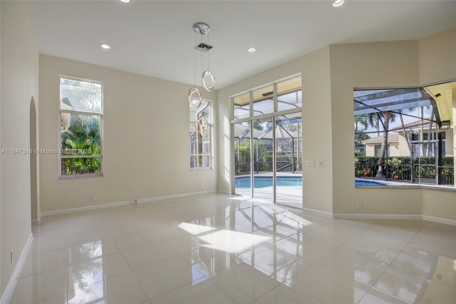 2536 Eagle Run Ct Weston, FL 33327