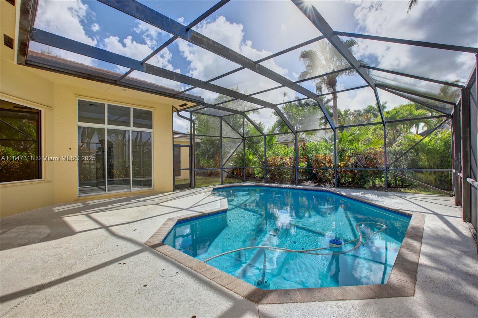 2536 Eagle Run Ct Weston, FL 33327