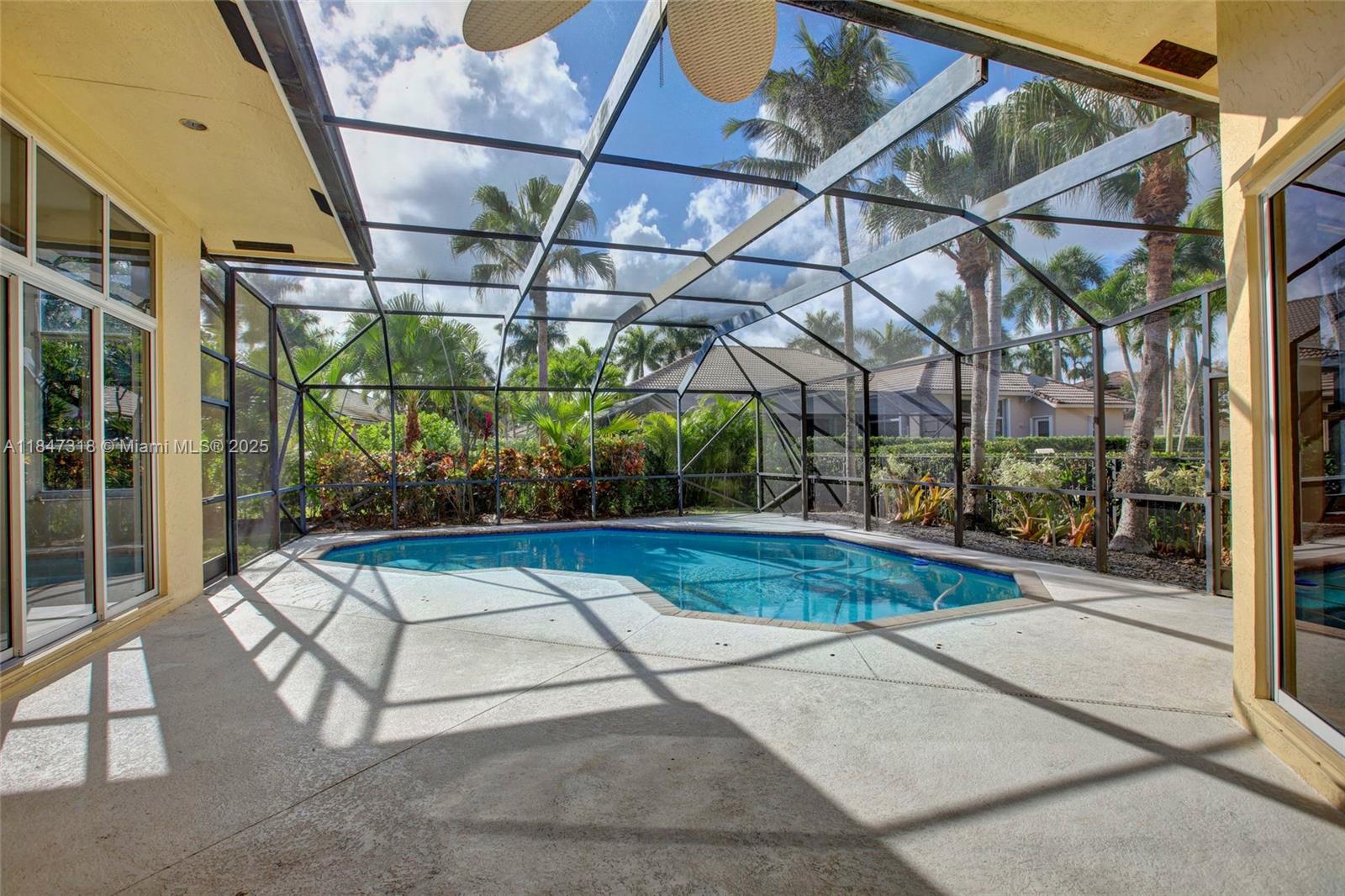 2536 Eagle Run Ct Weston, FL 33327