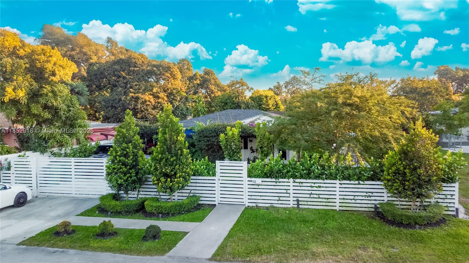 532 NW 100th St
