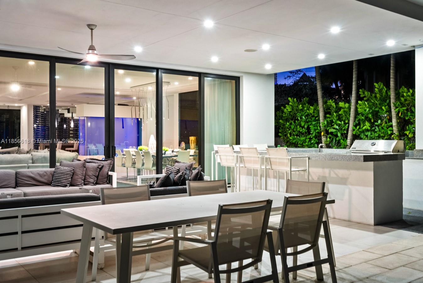 310 SE 11th Ave Fort Lauderdale, FL 33301