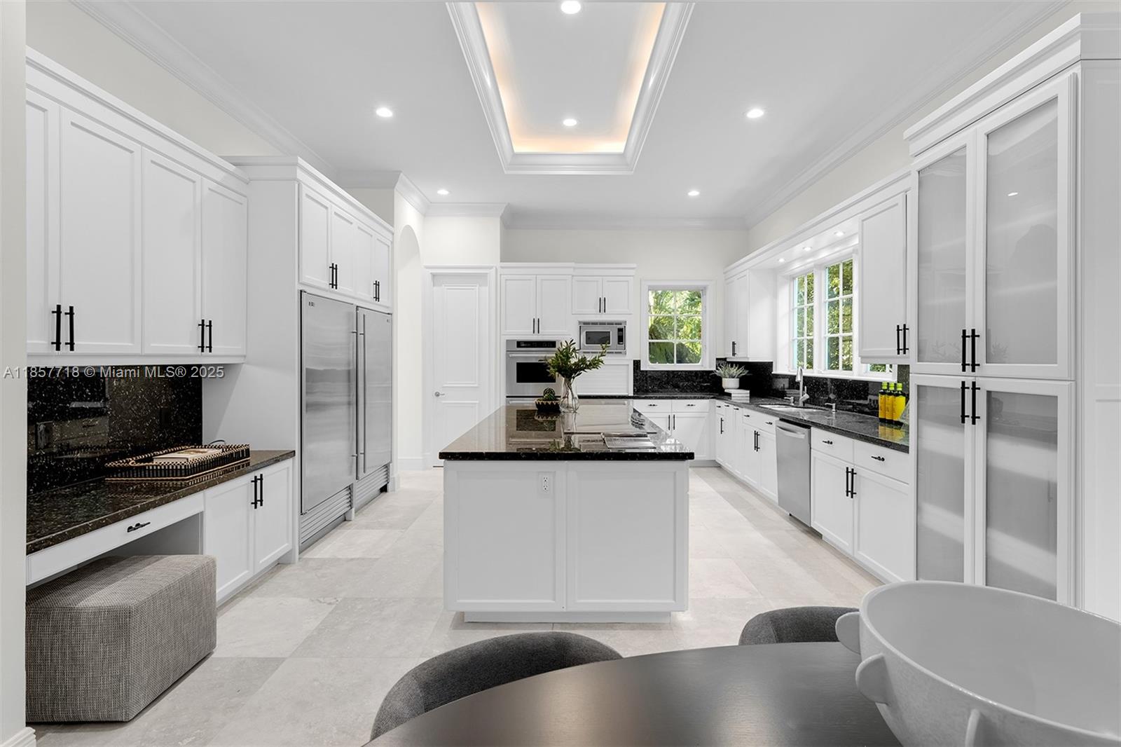 9941 SW 60th Ct Pinecrest, FL 33156