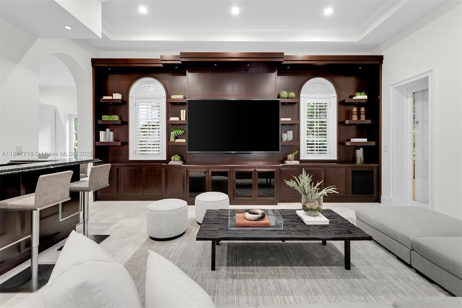 9941 SW 60th Ct Pinecrest, FL 33156