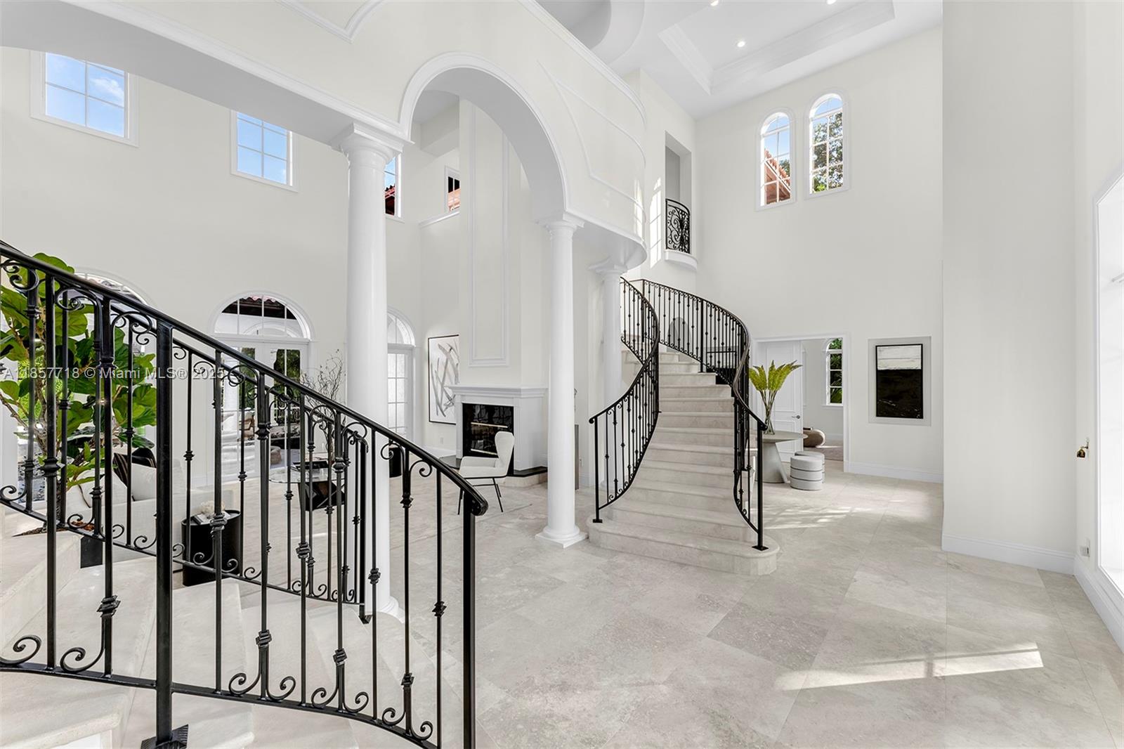 9941 SW 60th Ct Pinecrest, FL 33156