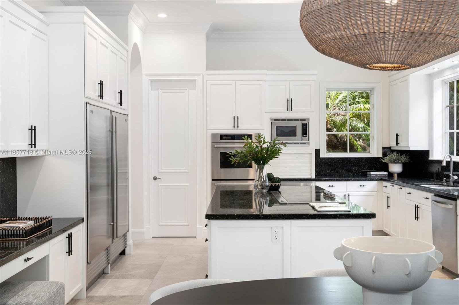 9941 SW 60th Ct Pinecrest, FL 33156