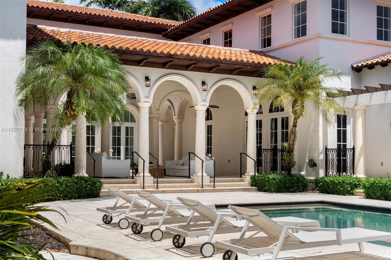 9941 SW 60th Ct Pinecrest, FL 33156