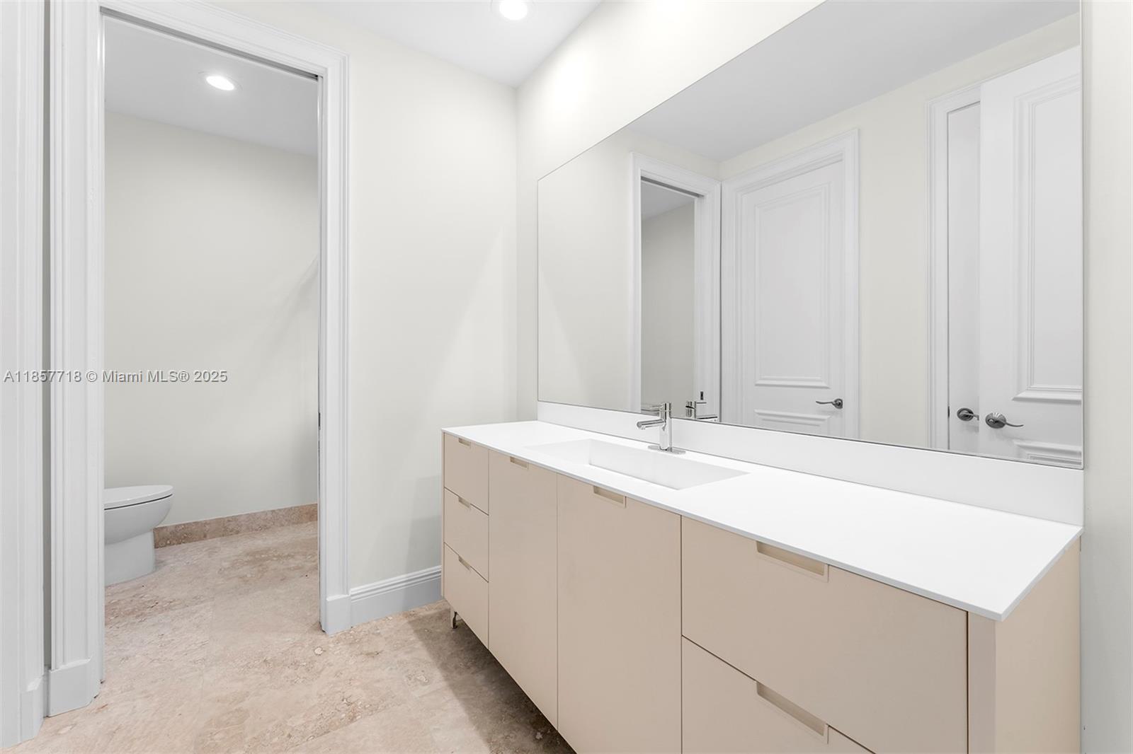 9941 SW 60th Ct Pinecrest, FL 33156