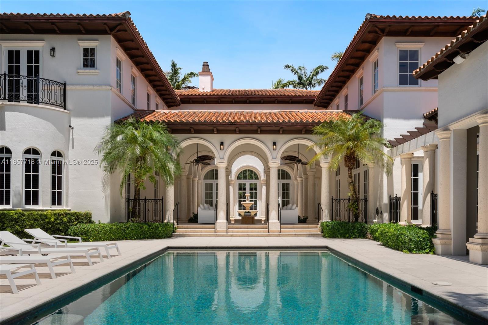 9941 SW 60th Ct Pinecrest, FL 33156