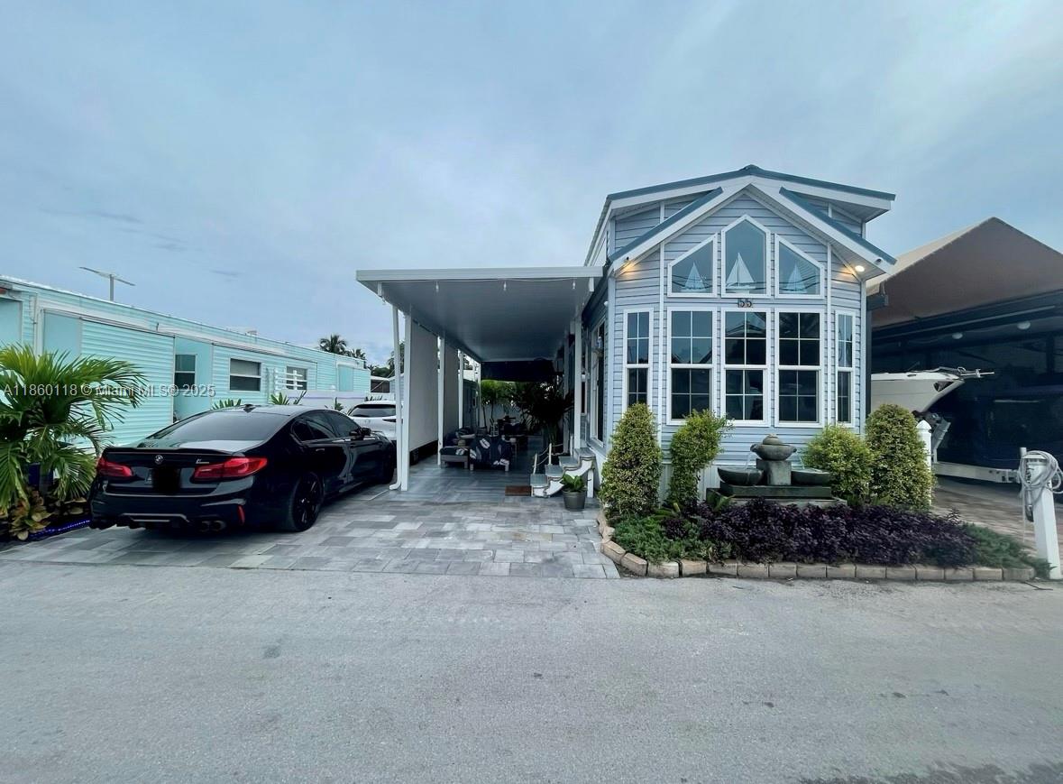 325 Calusa St Lot 55th