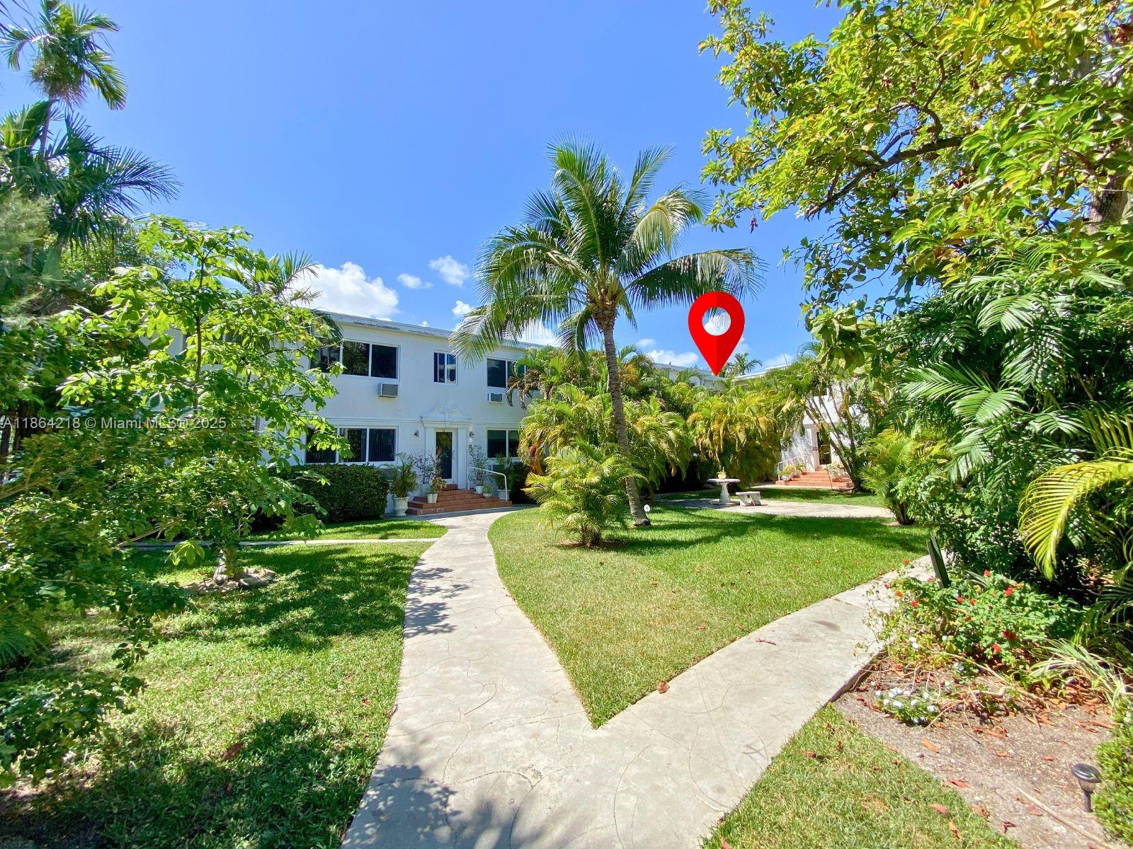 10072 E Bay Hbr Dr #72C