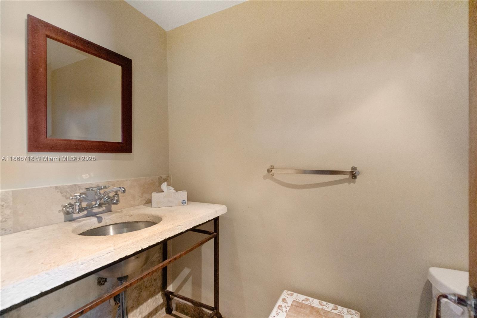 image The Decoplage Condo15
