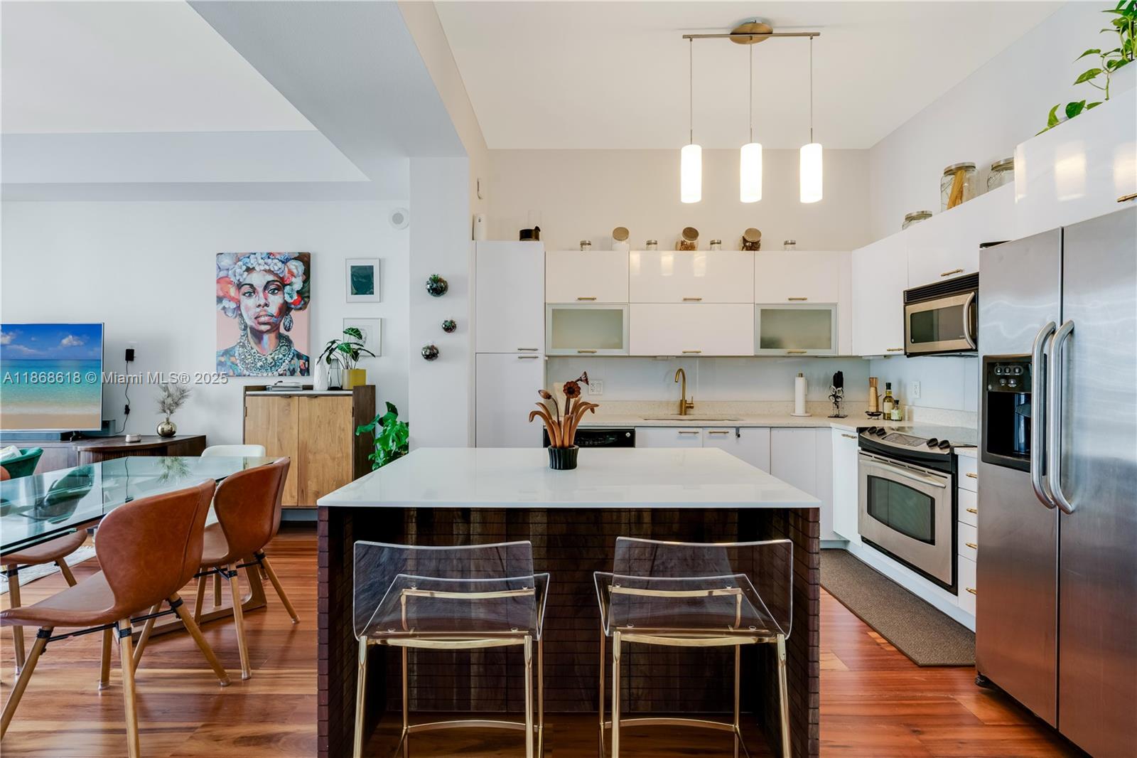 image The Loft Downtown Condo9
