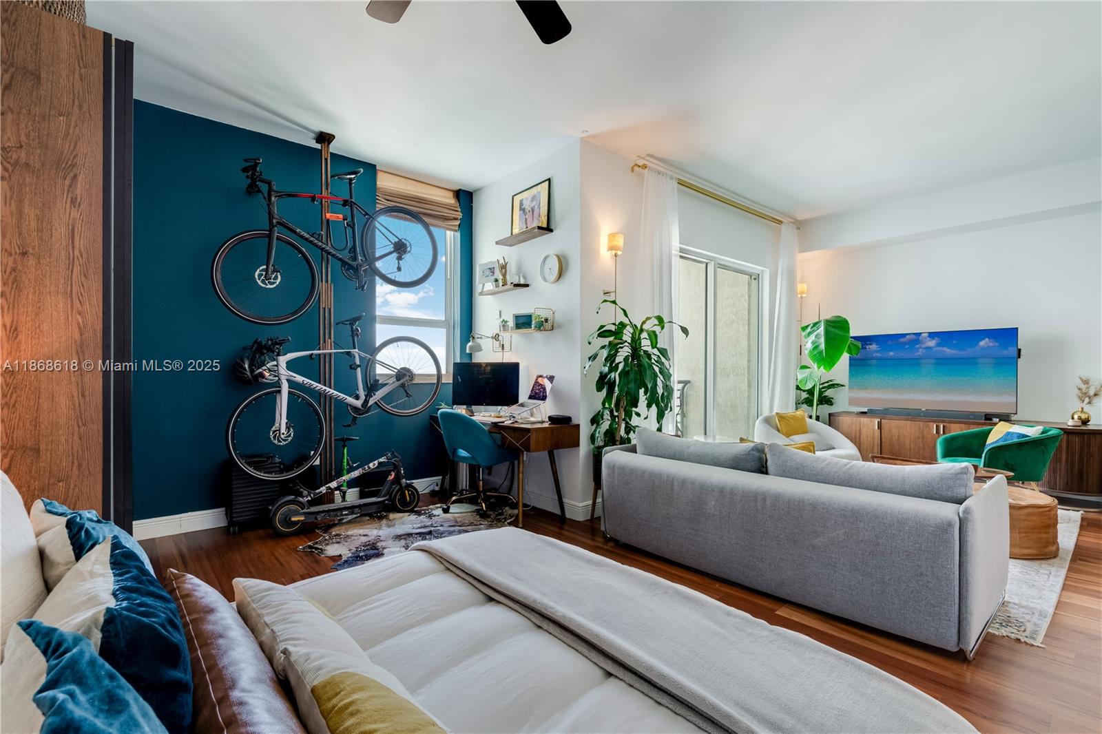 image The Loft Downtown Condo15
