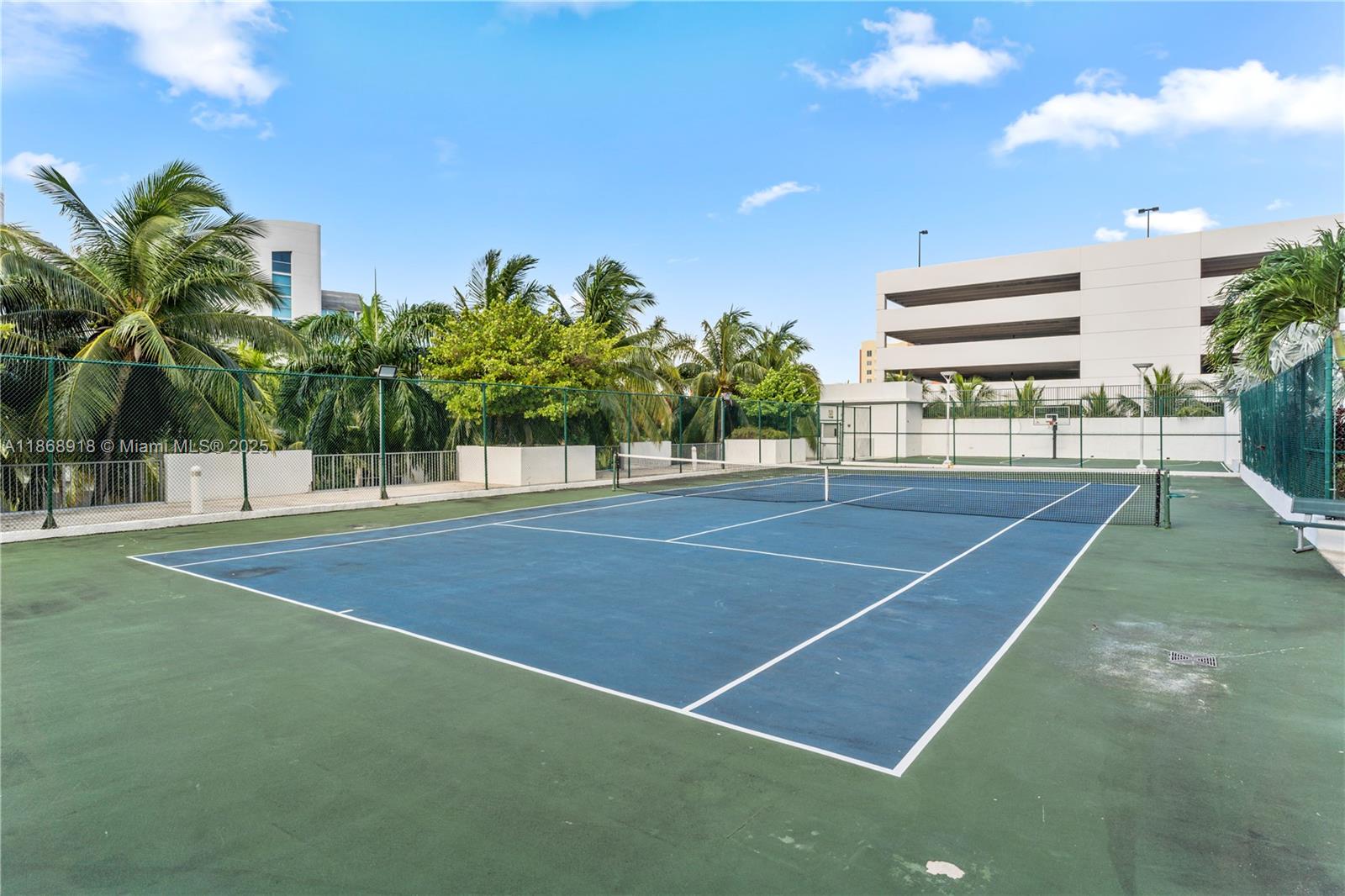 image Uptown Marina Lofts16