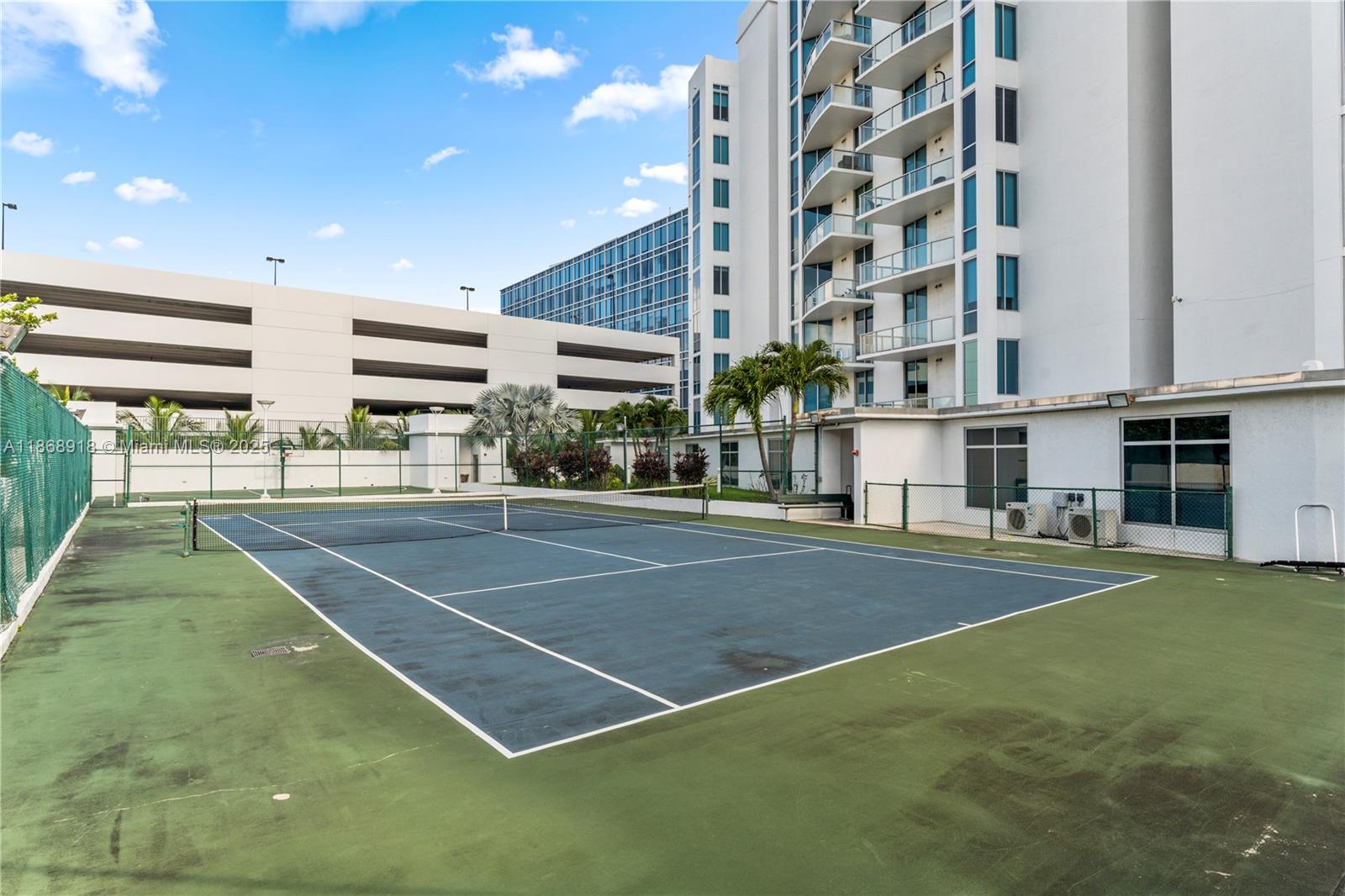 image Uptown Marina Lofts17