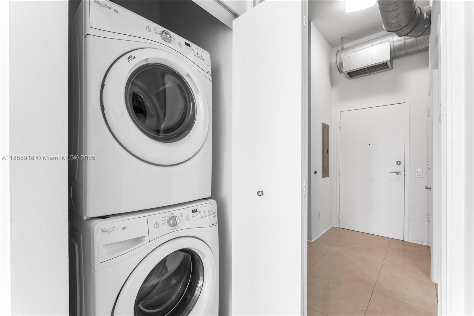 image Uptown Marina Lofts7