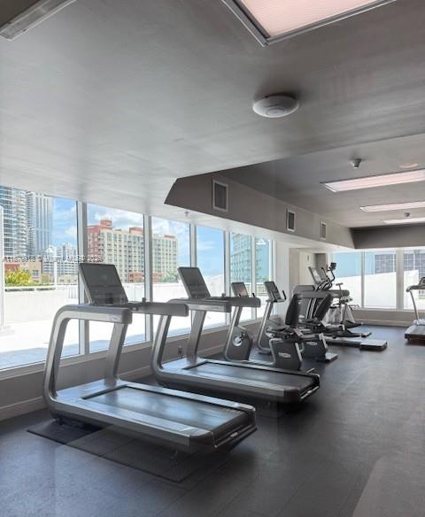 image 1800 Biscayne Plaza Condo4