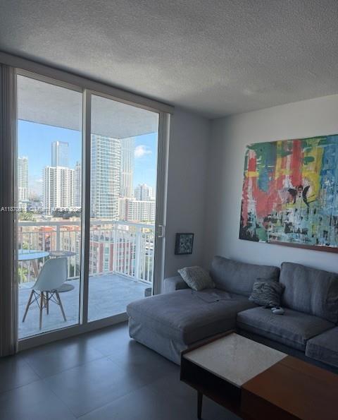 image 1800 Biscayne Plaza Condo6
