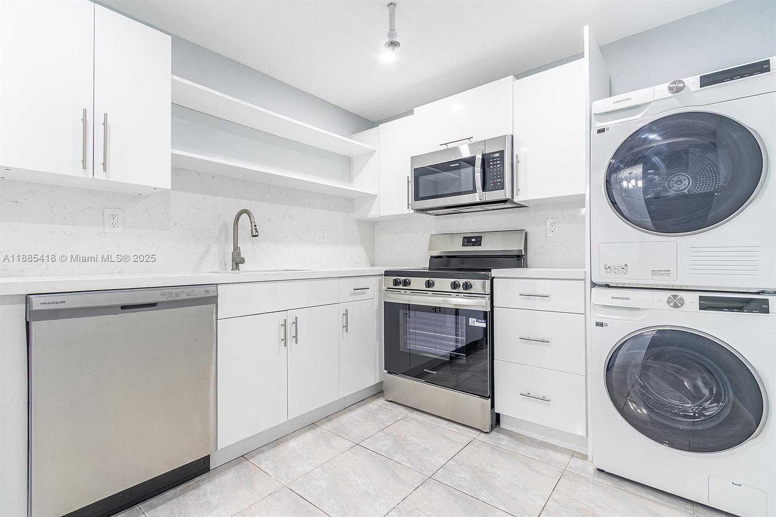 image Winston Towers 600 Condo6