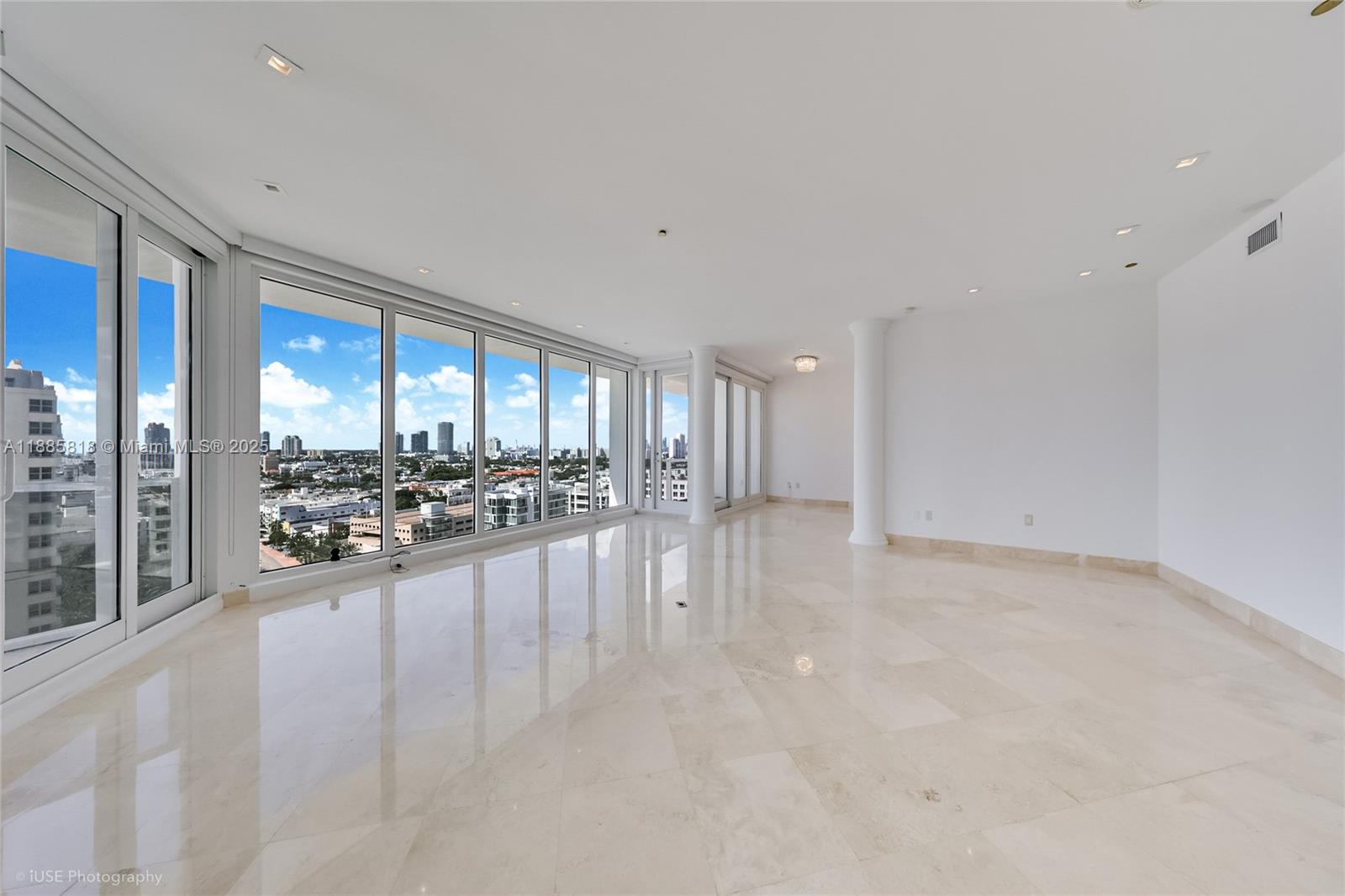 100 Lincoln Rd #PH12 Miami Beach, FL 33139