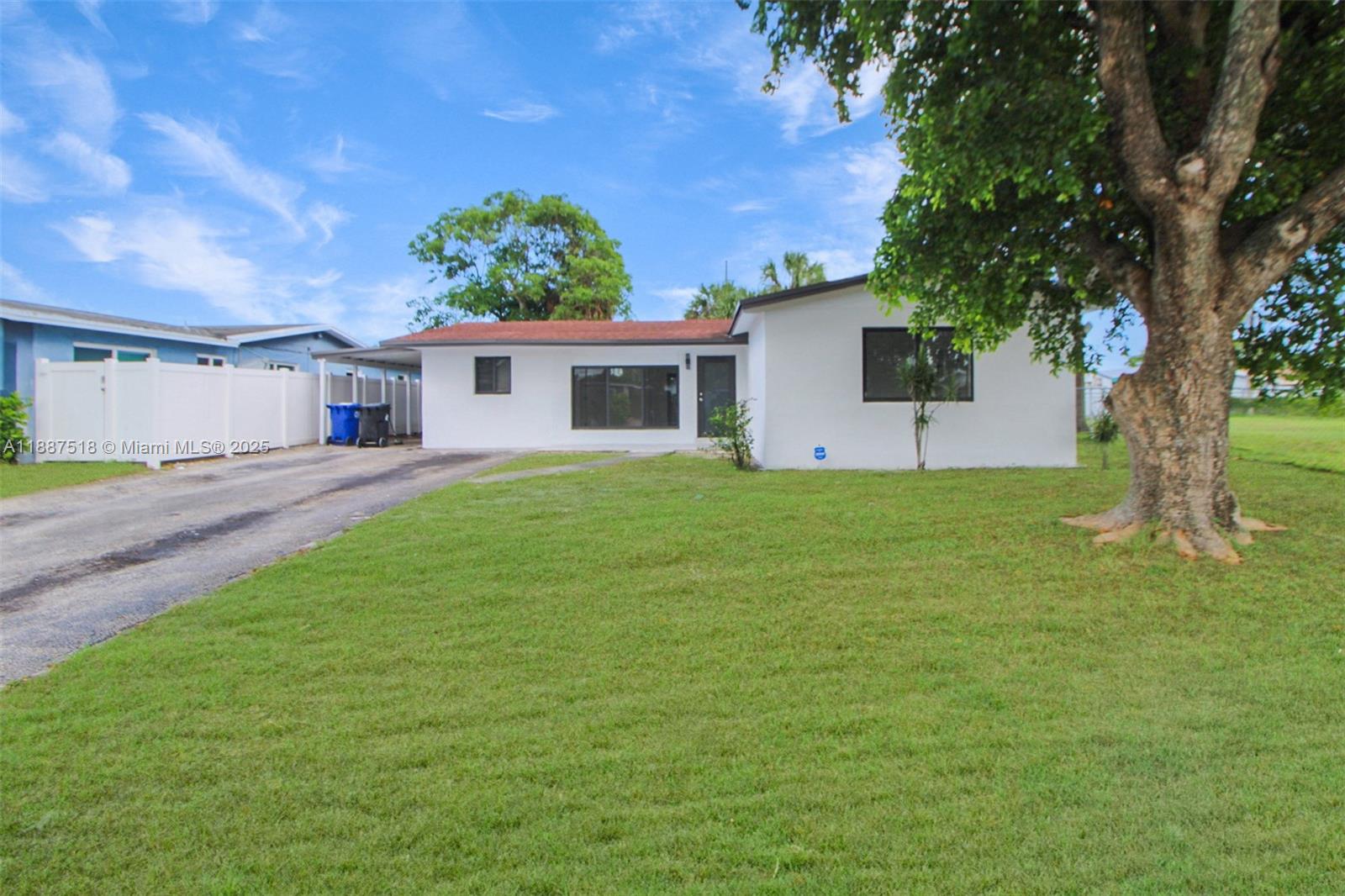 1640 NW 27th Ave