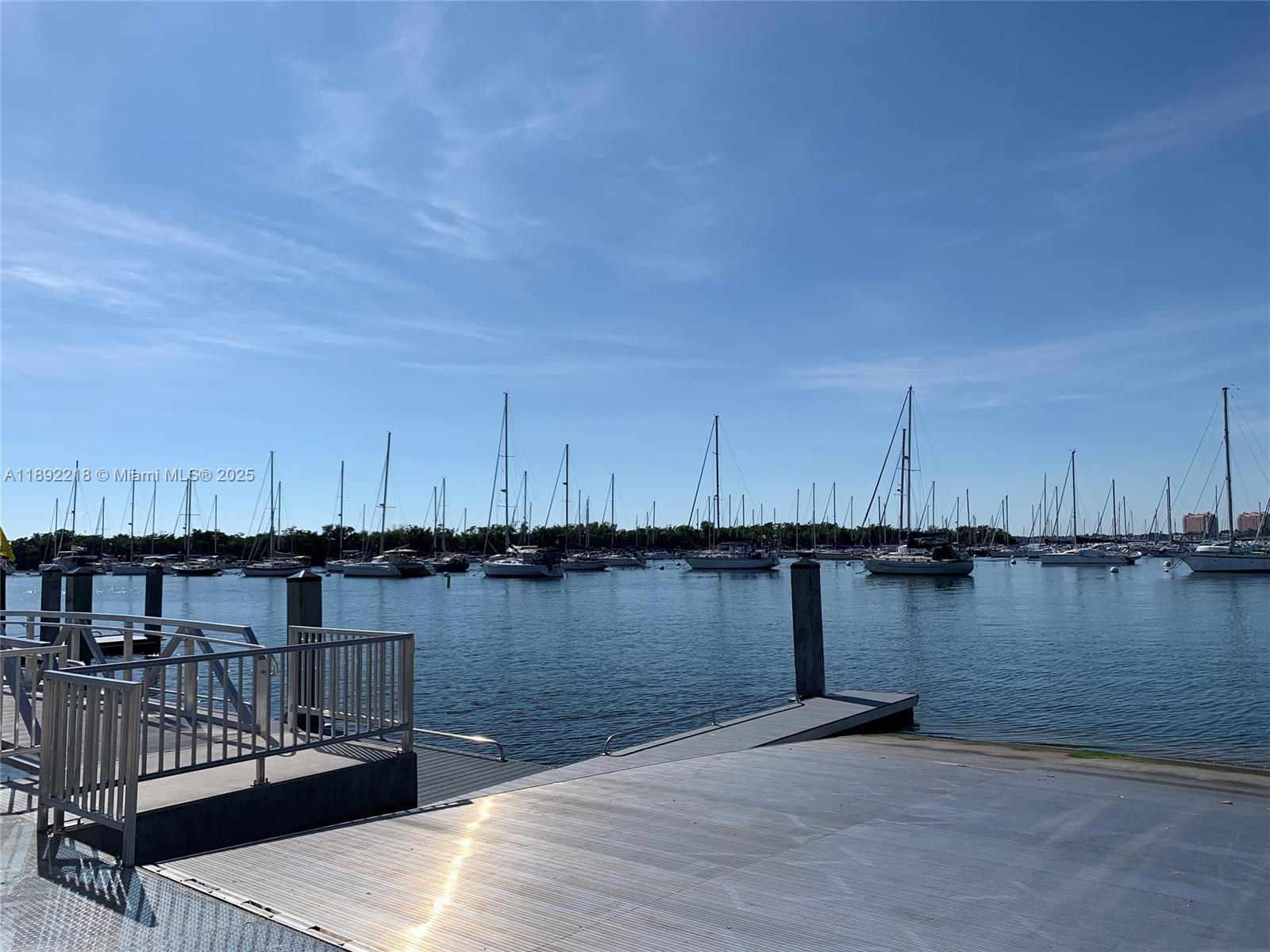 2715 Tigertail Ave #403 Coconut Grove, FL 33133