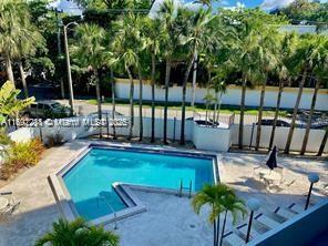 2715 Tigertail Ave #403 Coconut Grove, FL 33133