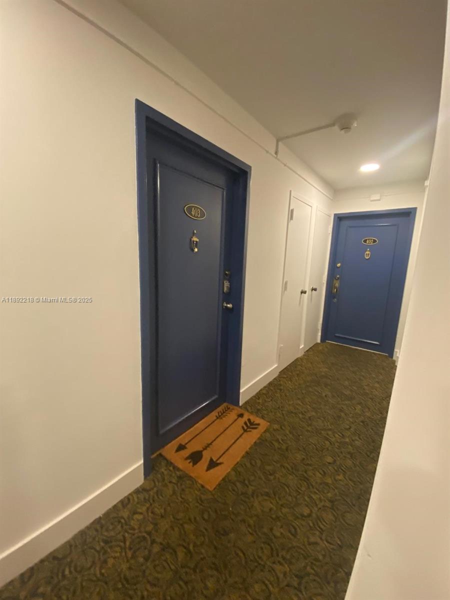 2715 Tigertail Ave #403 Coconut Grove, FL 33133