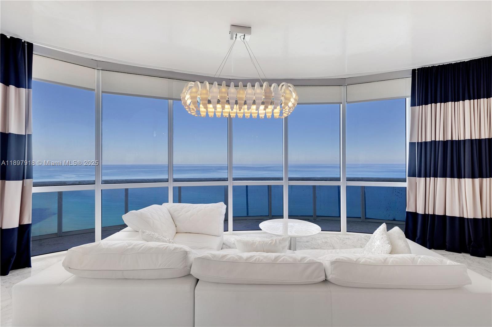 image Trump Palace Condo35