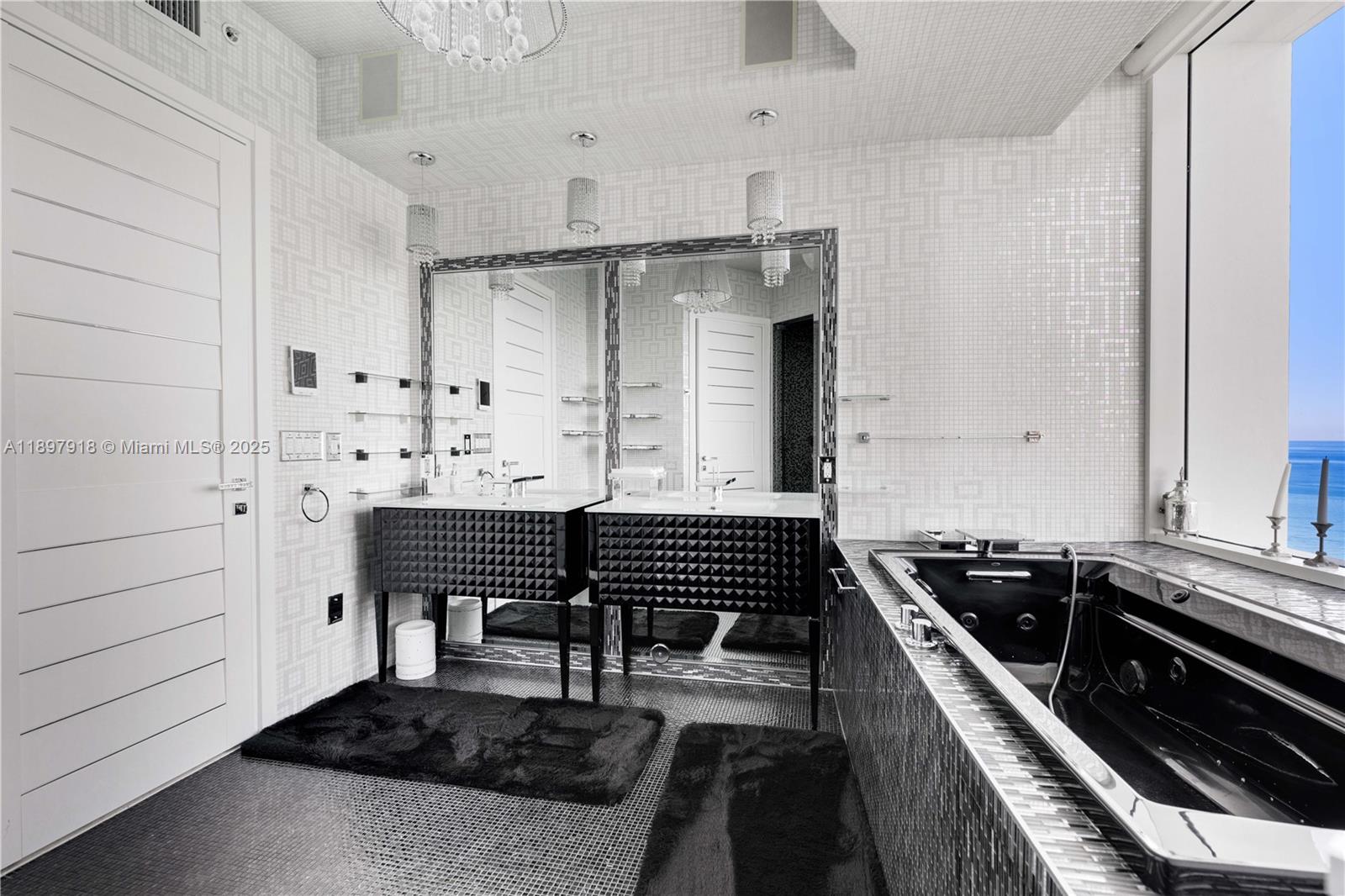 image Trump Palace Condo6