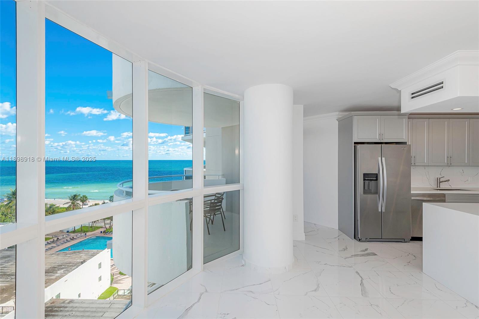 image La Gorce Palace Condo9