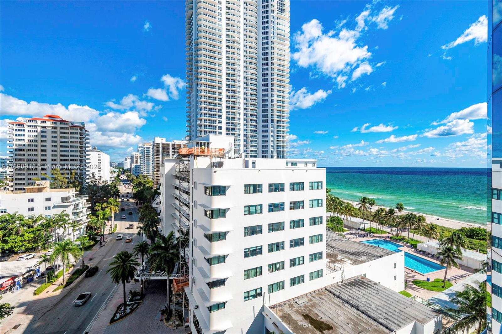 image La Gorce Palace Condo16