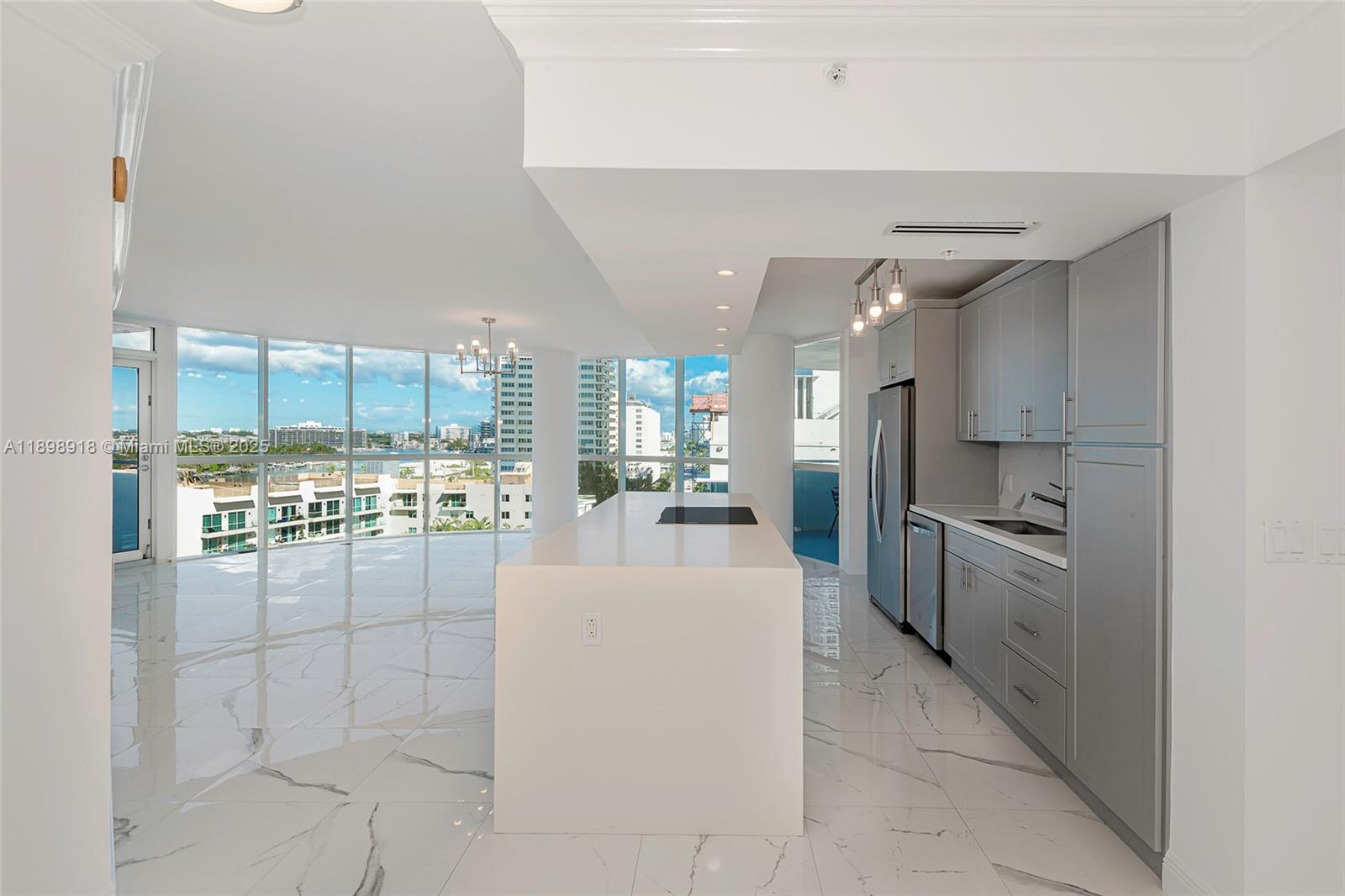 image La Gorce Palace Condo18