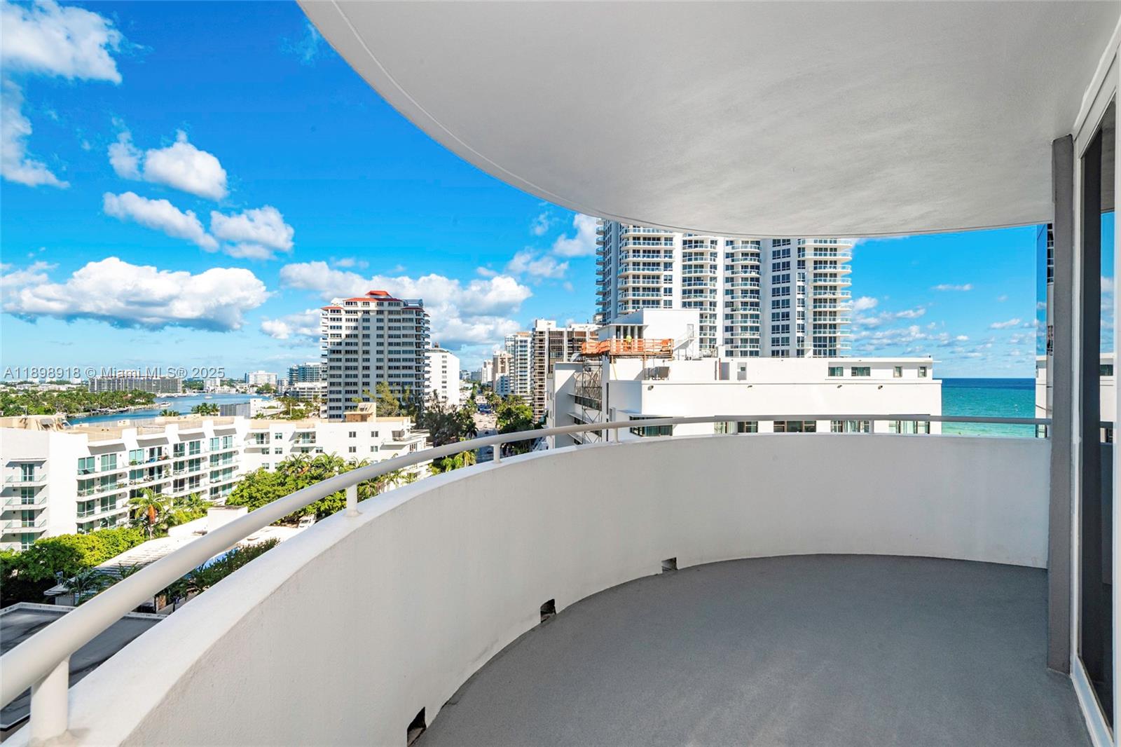 image La Gorce Palace Condo32