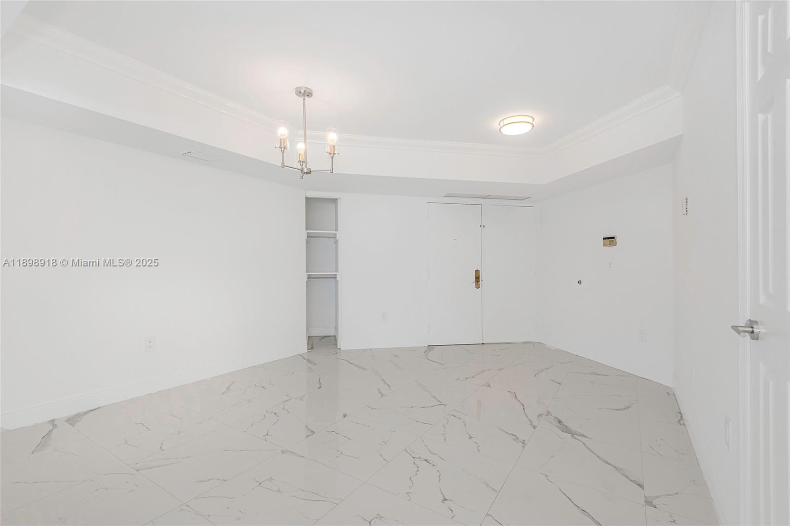 image La Gorce Palace Condo41